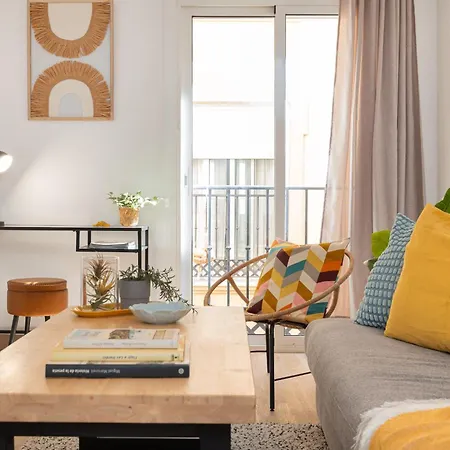 C21 Trendy 2 Bdr & Parking Downtown * Malaga